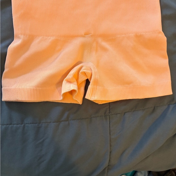 Savage X Fenty Coral Ribbed Ensemble - Picture 7 of 8